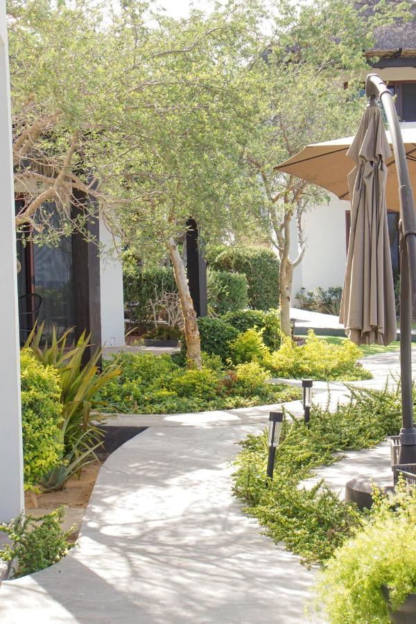 Vista La Ribera Hotel Exterior photo